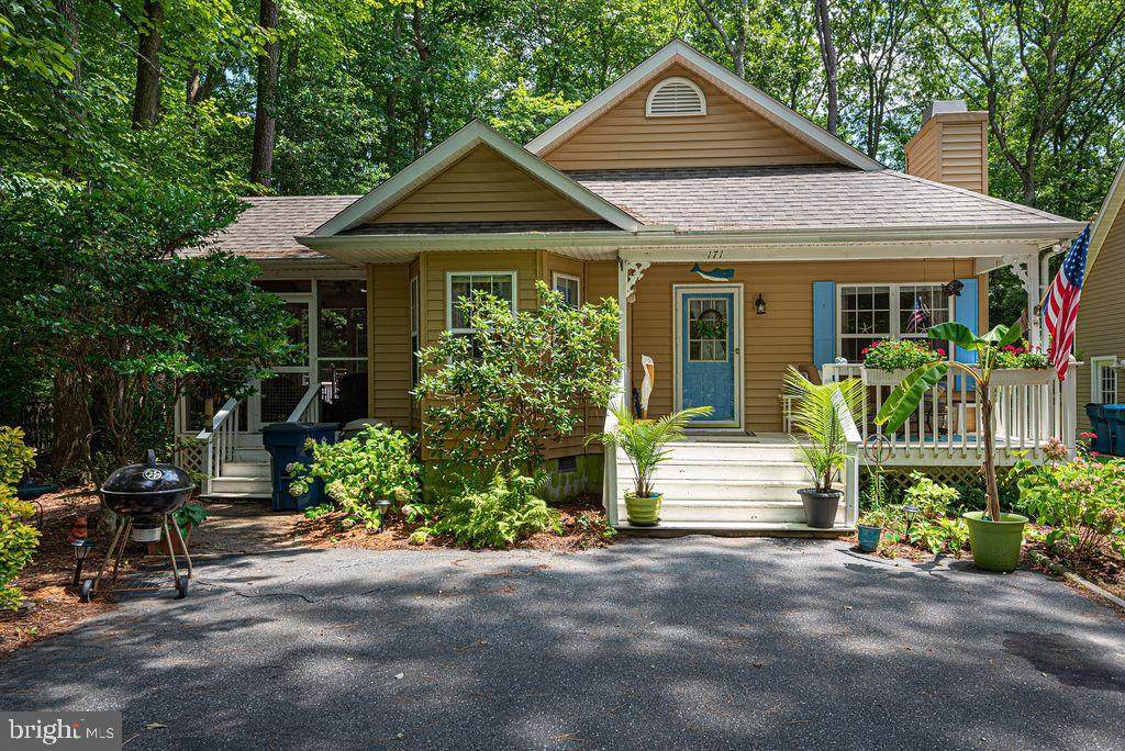 171 Sandyhook Road - Photo 1