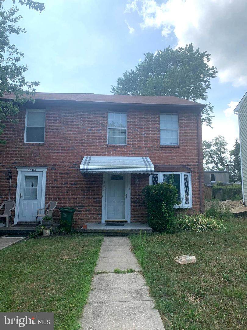 4504 Craddock Avenue - Photo 1