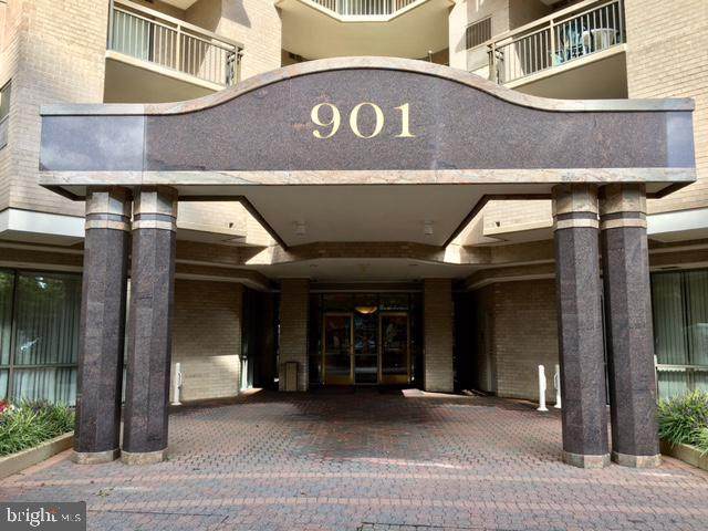 901 Monroe Street - Photo 1