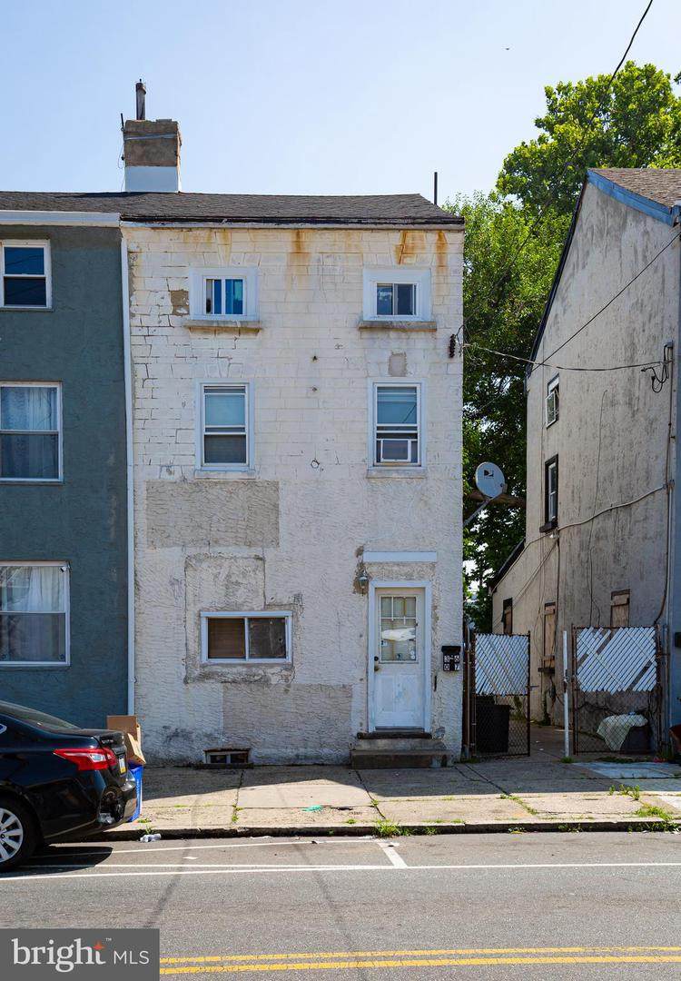 3607 Rhawn Street - Photo 1