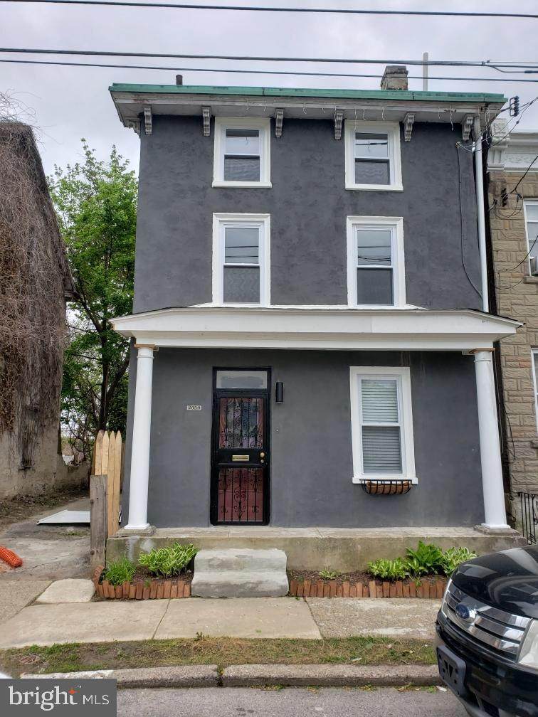 2048-50 Haines Street - Photo 1