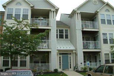 7904 Valley Manor Road - Photo 1