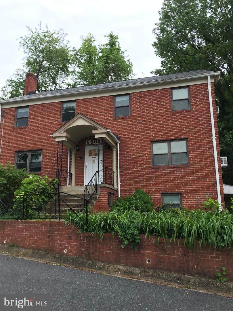 8809 Plymouth Street - Photo 1
