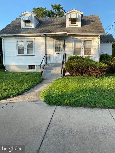 376 Magnolia Street - Photo 1