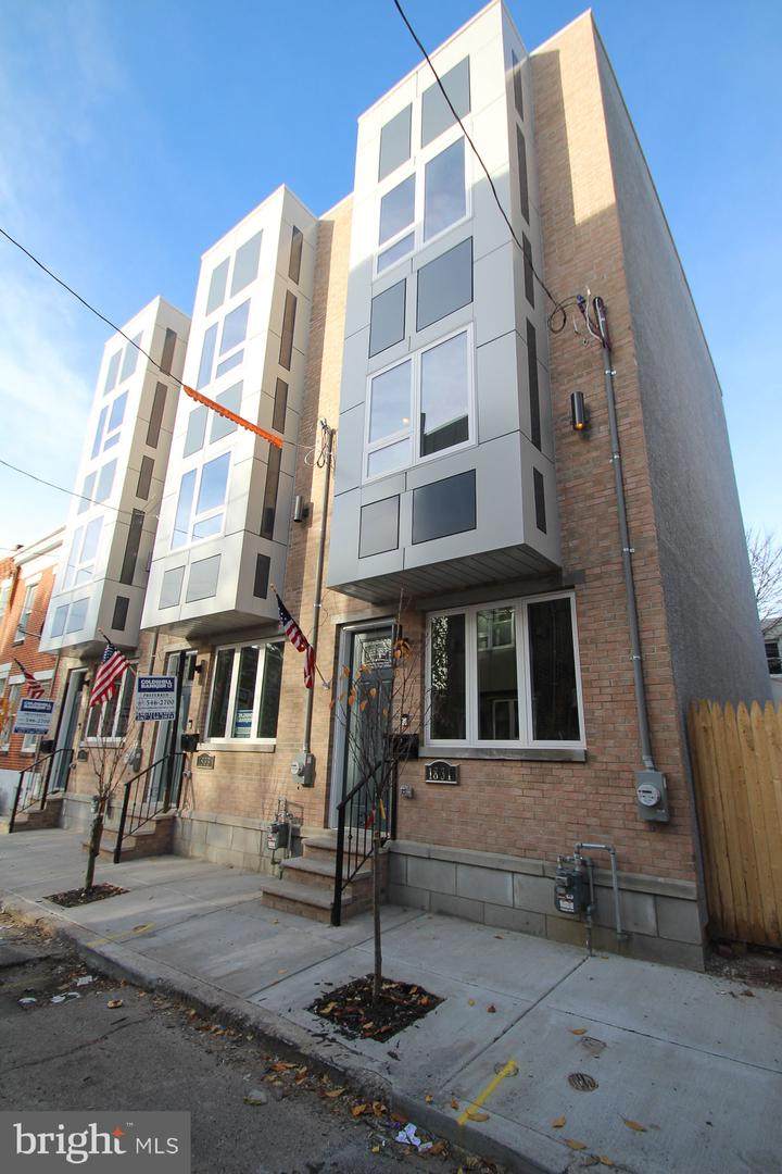 1831 Gerritt Street - Photo 1