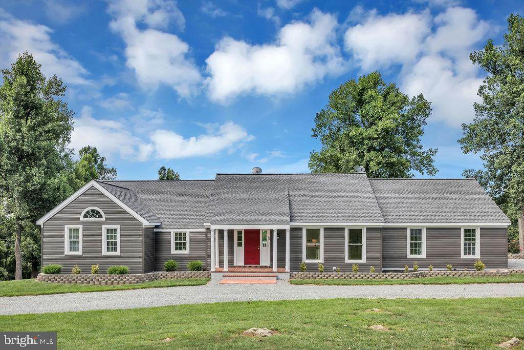 631 Paris Heights Lane - Photo 1