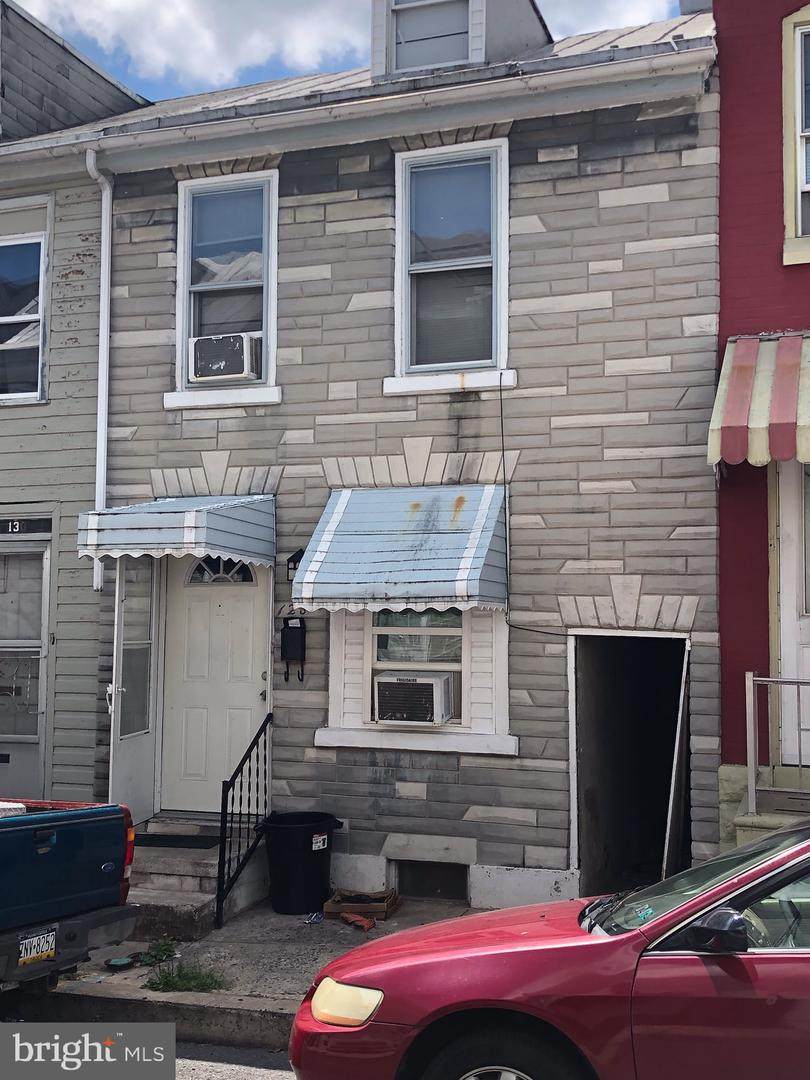 128 Wunder Street - Photo 1