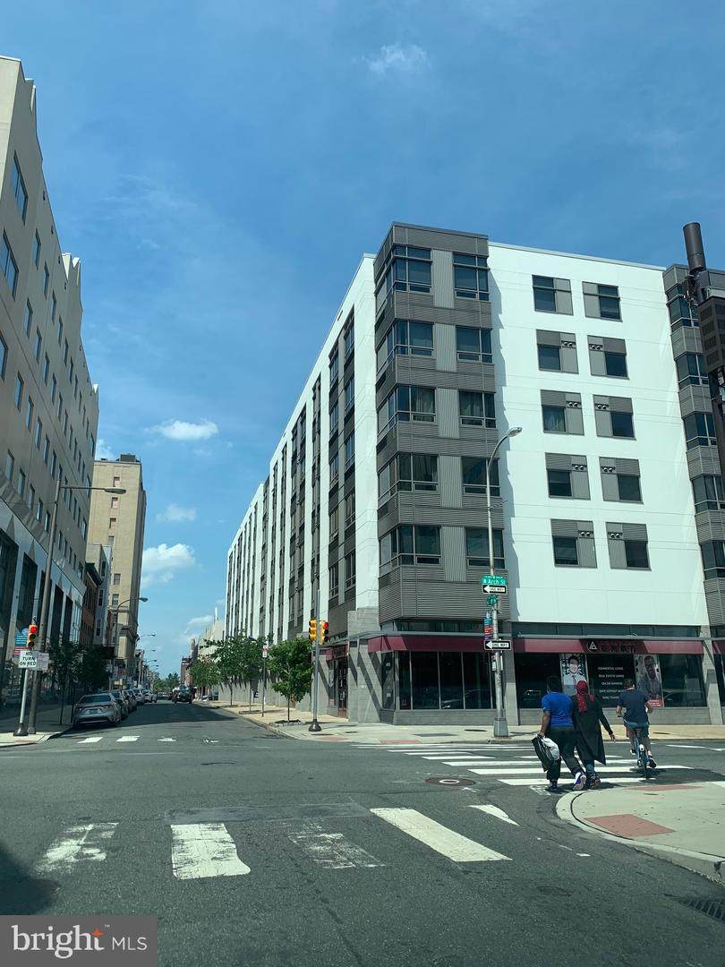 815-37 Arch Street - Photo 1