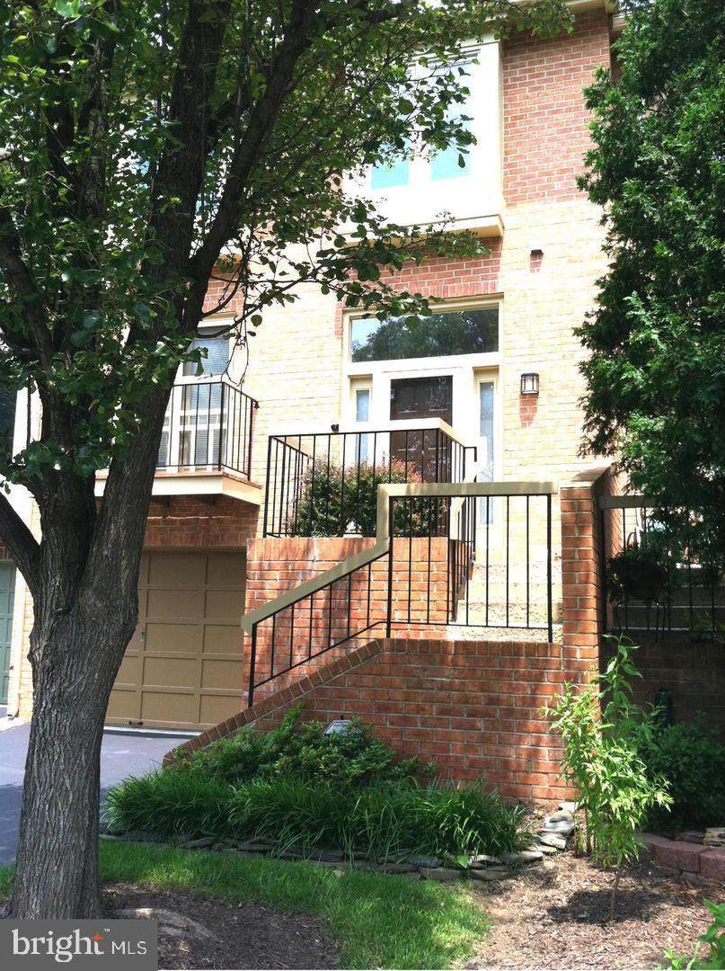 51 Valerian Court - Photo 1