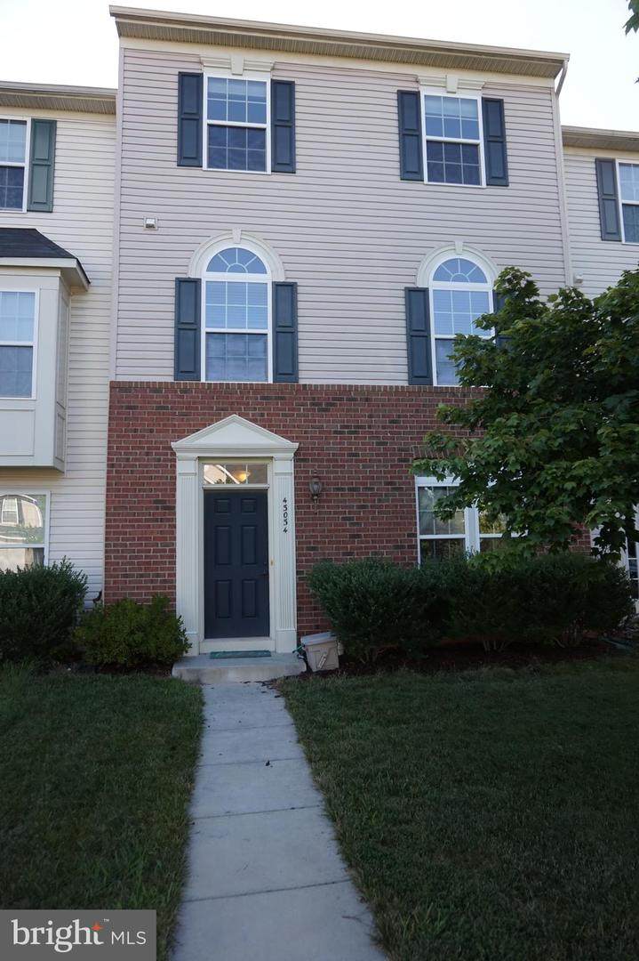 43034 Spyder Place - Photo 1