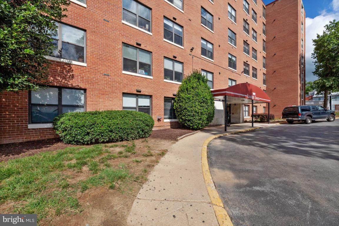 3902 14TH Street - Photo 1
