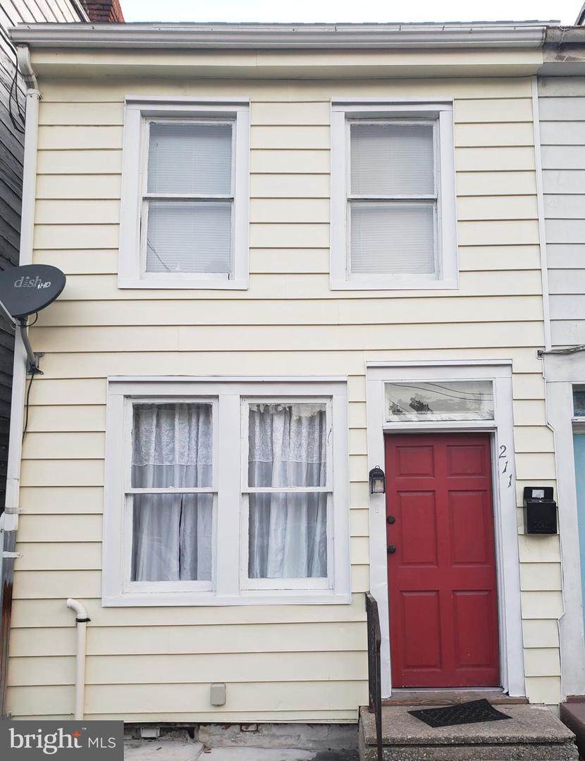 211 Philadelphia Street - Photo 1