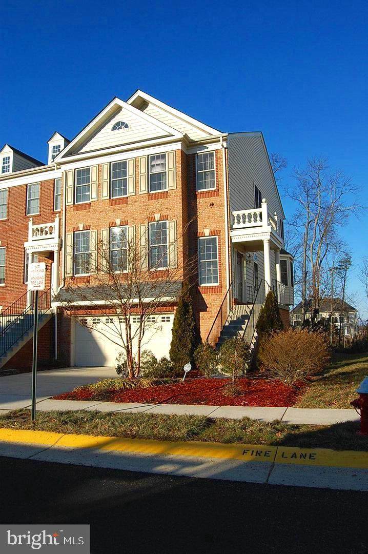 25575 America Square - Photo 1