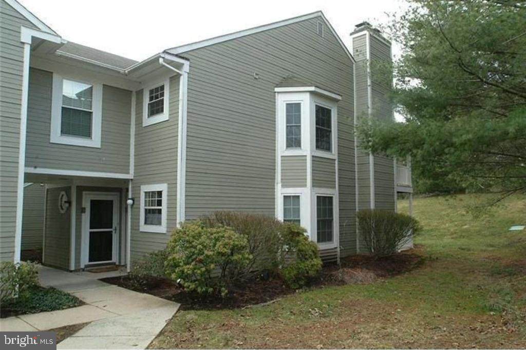 766 Scotch Way - Photo 1