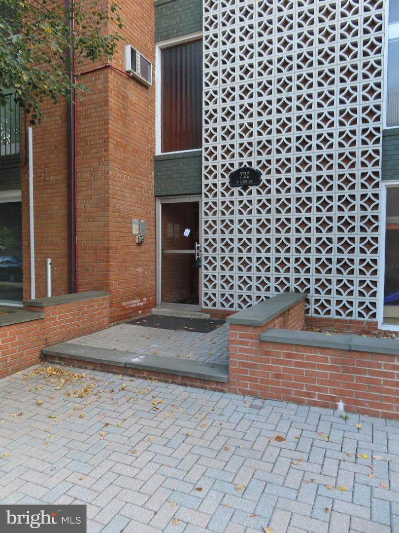 720 Glebe Road - Photo 1