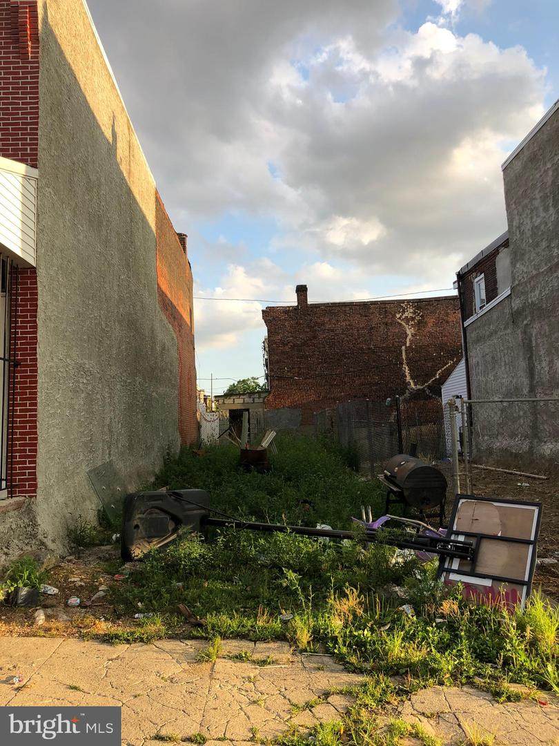 710 Allegheny Avenue - Photo 1