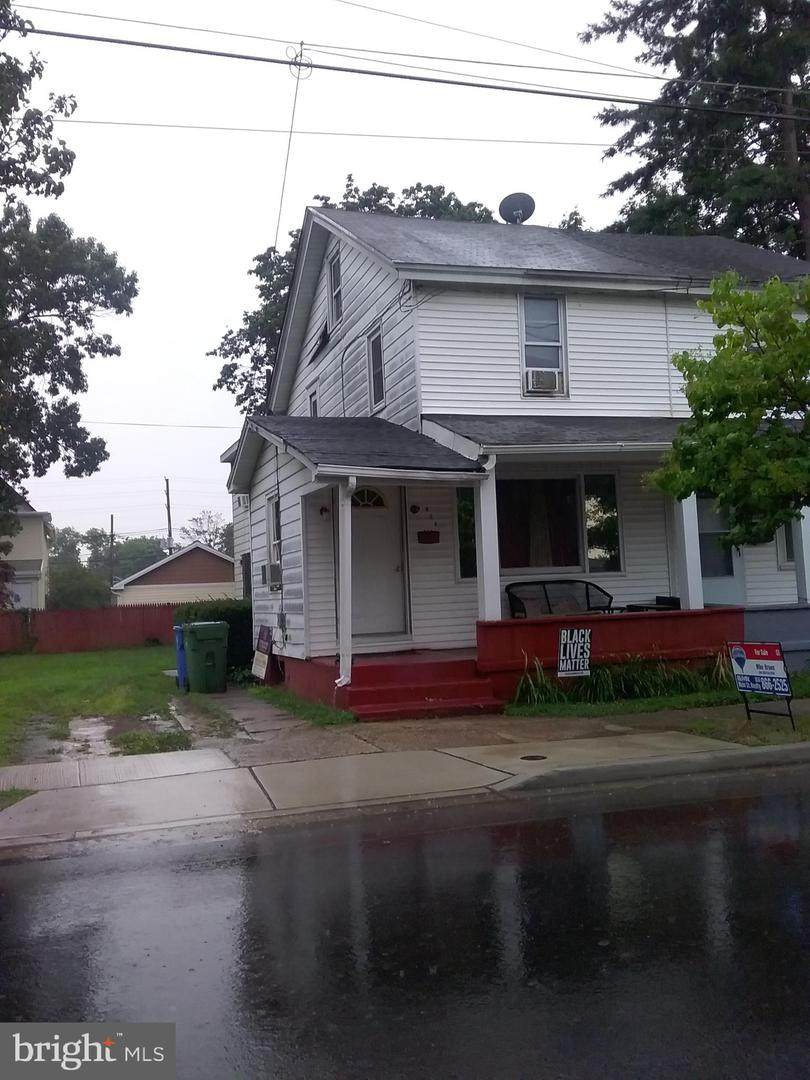 426 6TH Street - Photo 1