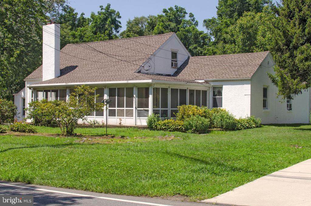 614 Meetinghouse Road - Photo 1