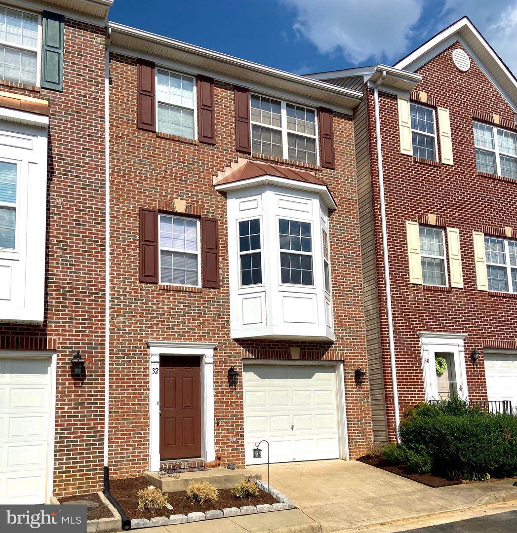 32 Townes Place - Photo 1