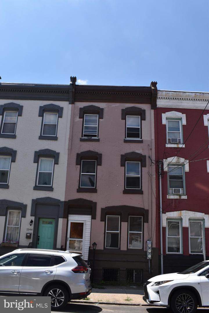 1346 29TH Street - Photo 1