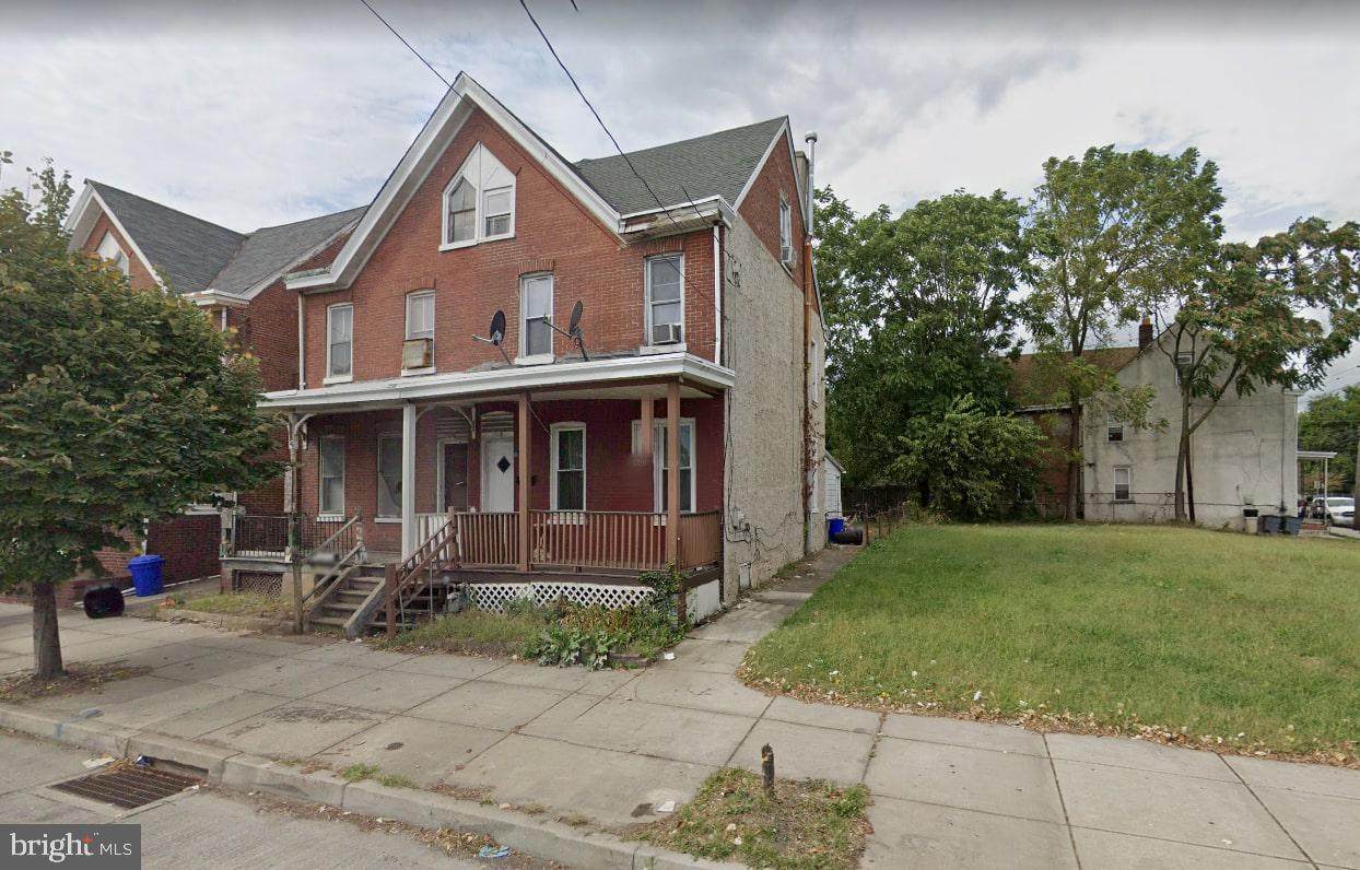 2808 2ND Street - Photo 1