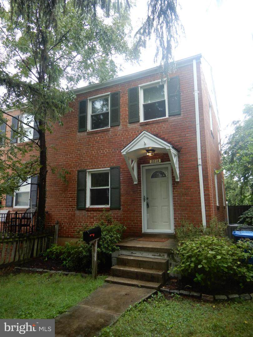 2214 Arlington Terrace - Photo 1