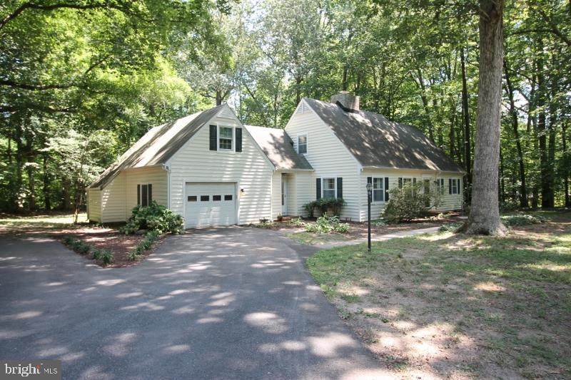 29216 Woodridge Drive - Photo 1
