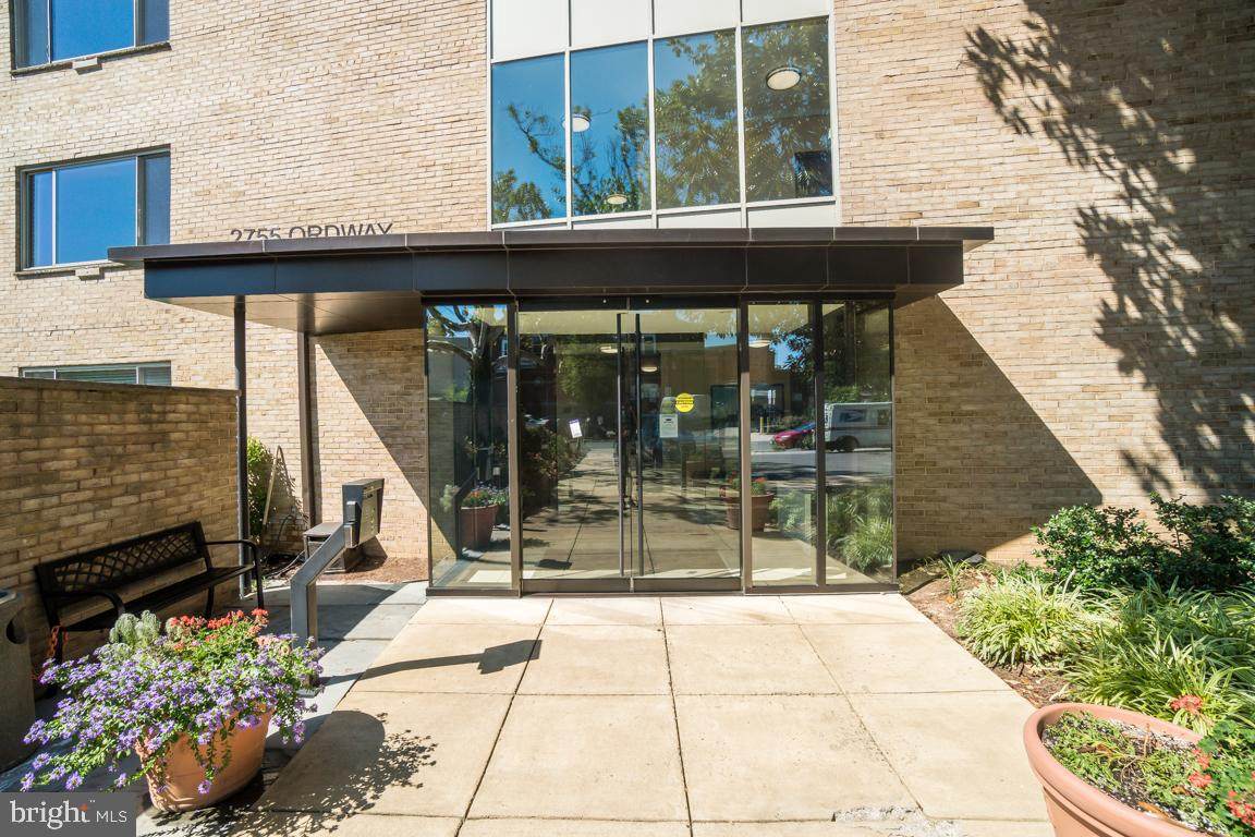 2755 Ordway Street - Photo 1