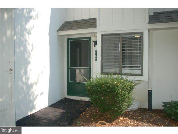 486 Summit House - Photo 1