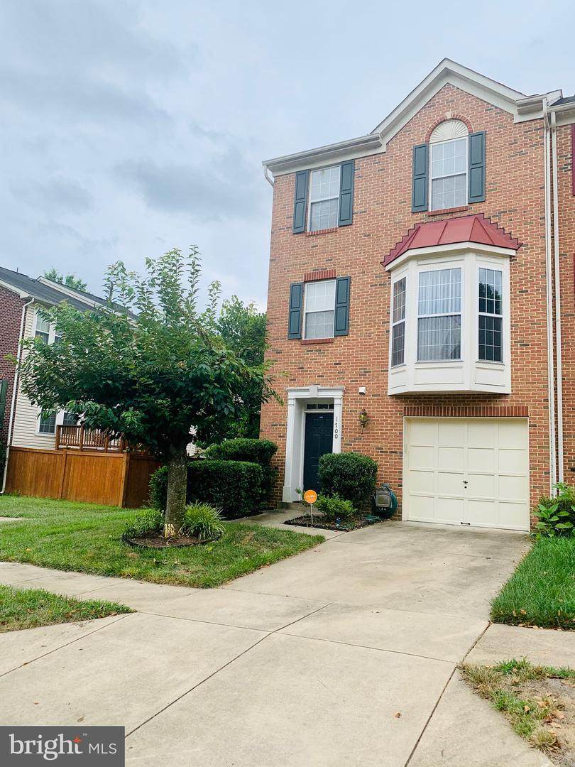 1700 Crimson Place - Photo 1