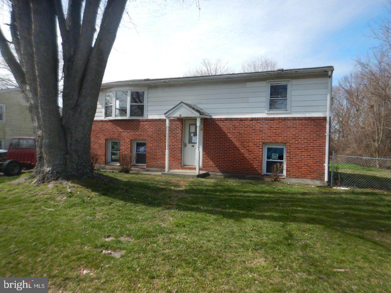 40 Naylor Avenue - Photo 1