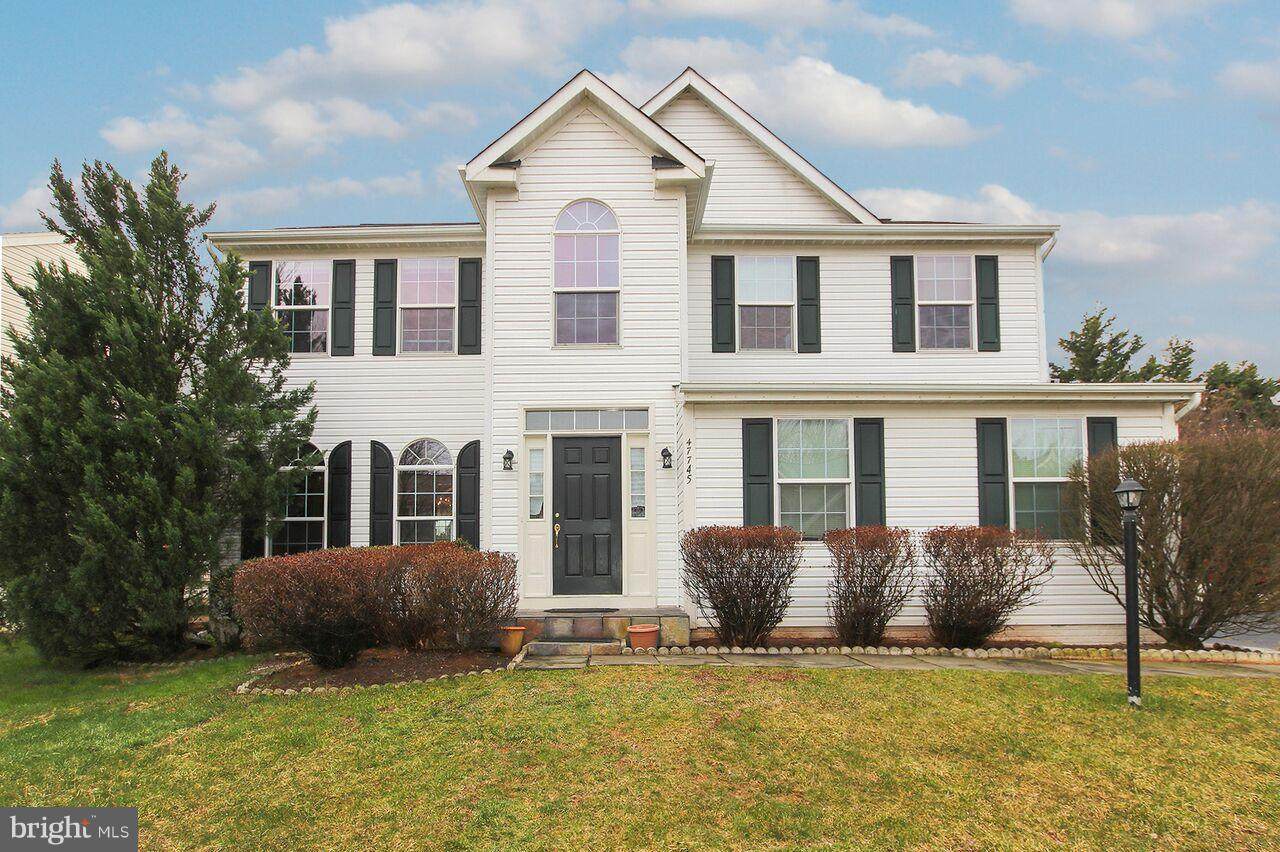 47745 Allegheny Circle - Photo 1