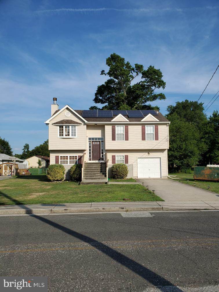 96 Lincoln Drive - Photo 1