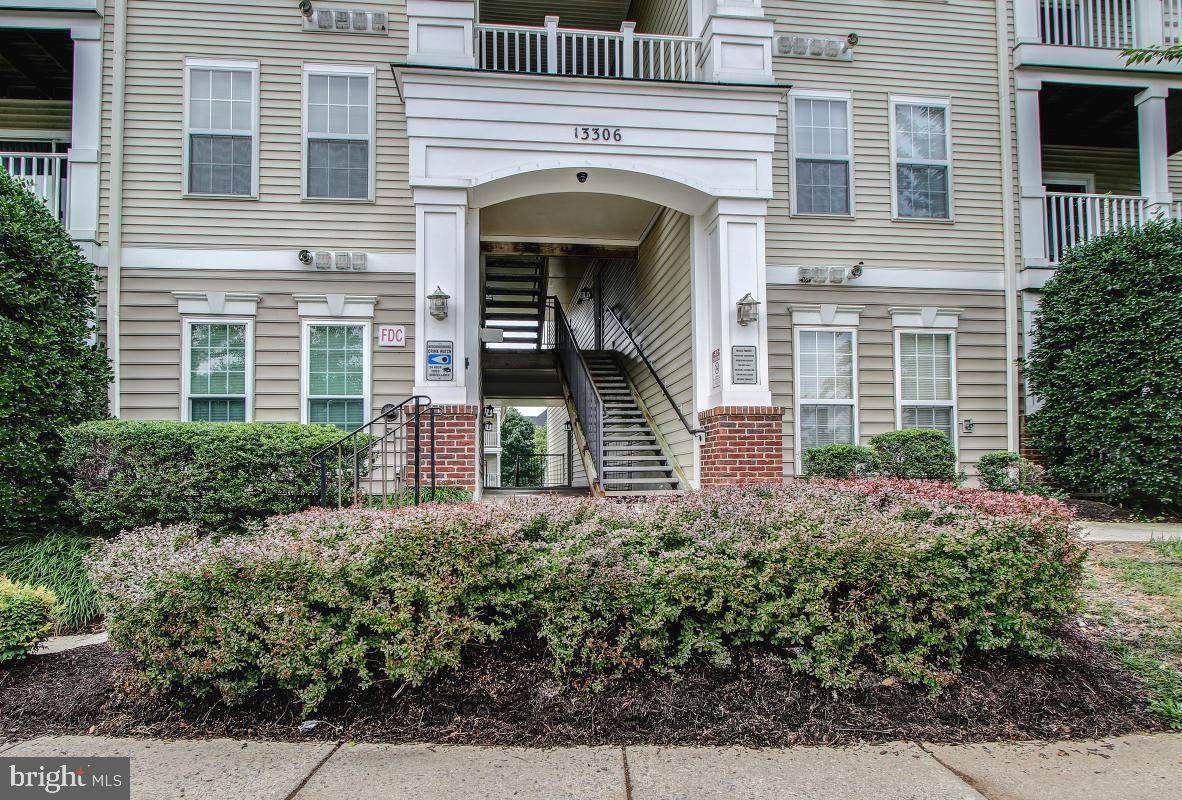 13306 Kilmarnock Way - Photo 1