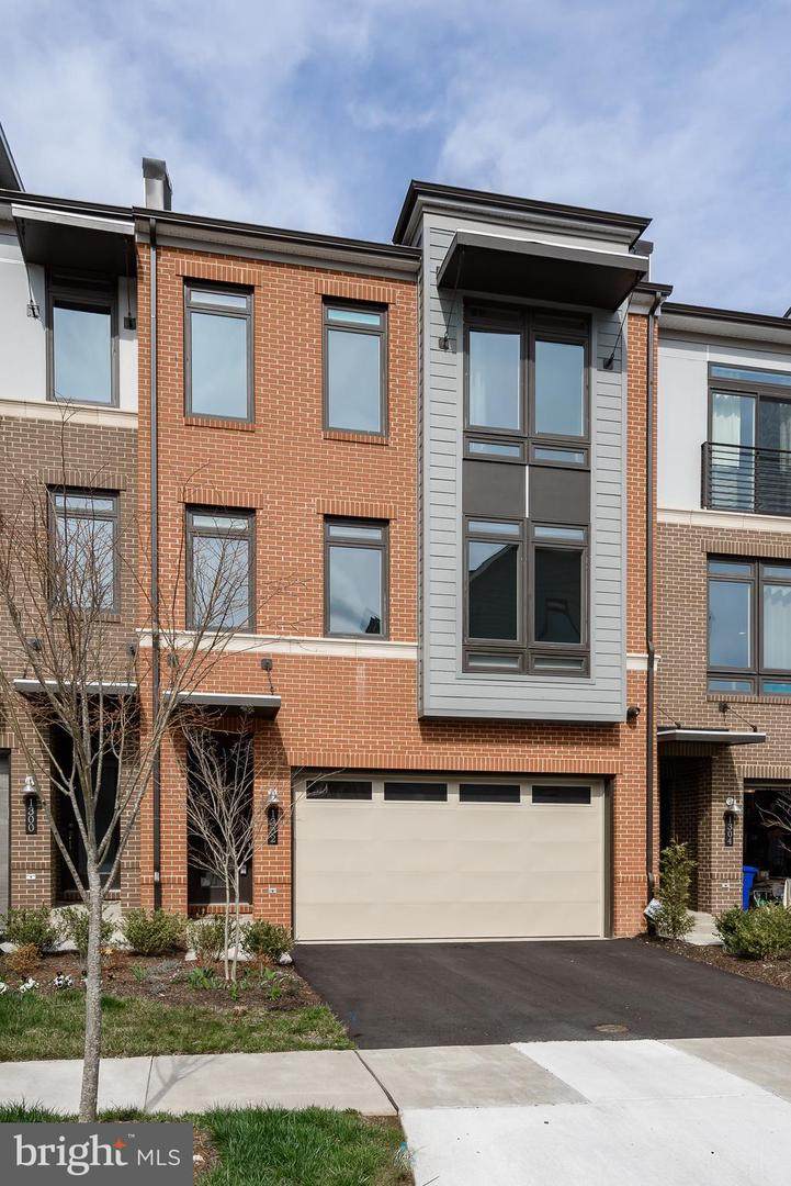 1302 White Feldspar Terrace - Photo 1