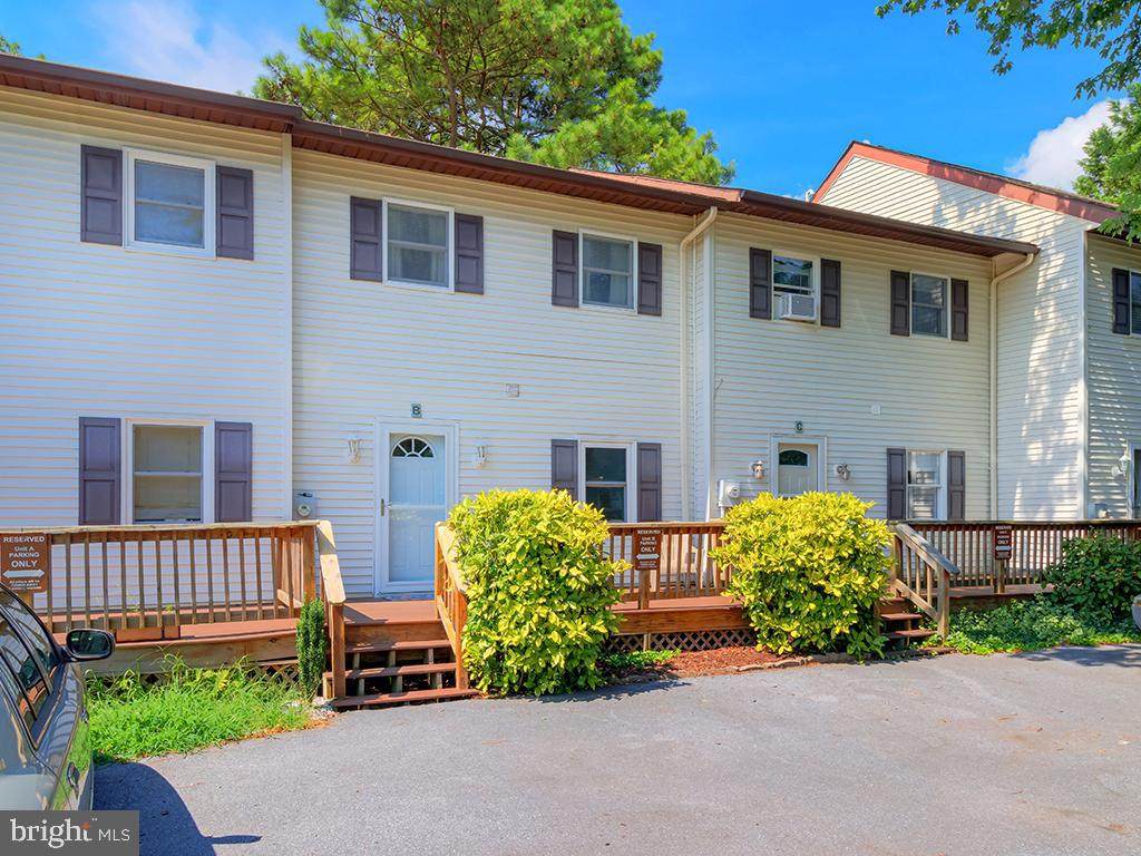 20902 South Avenue - Photo 1