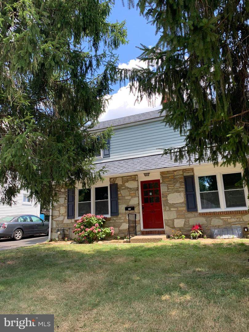1785 Rockwell Road - Photo 1