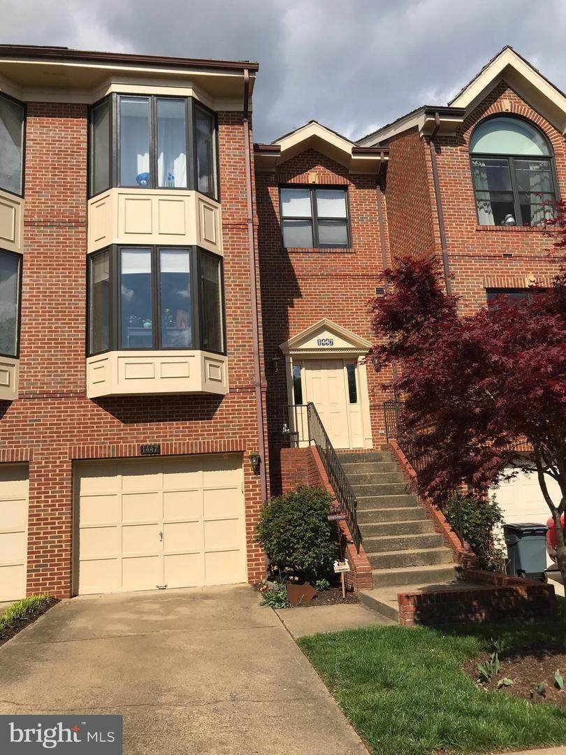 1447 Hampton Hill Circle - Photo 1