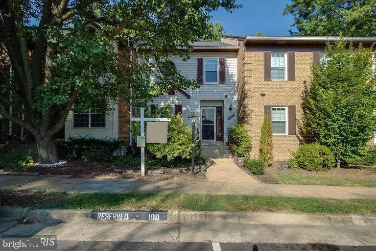 6088 Heatherwood Drive - Photo 1