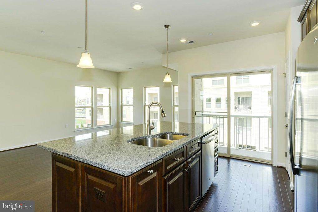 5549 Seabrook Road - Photo 1