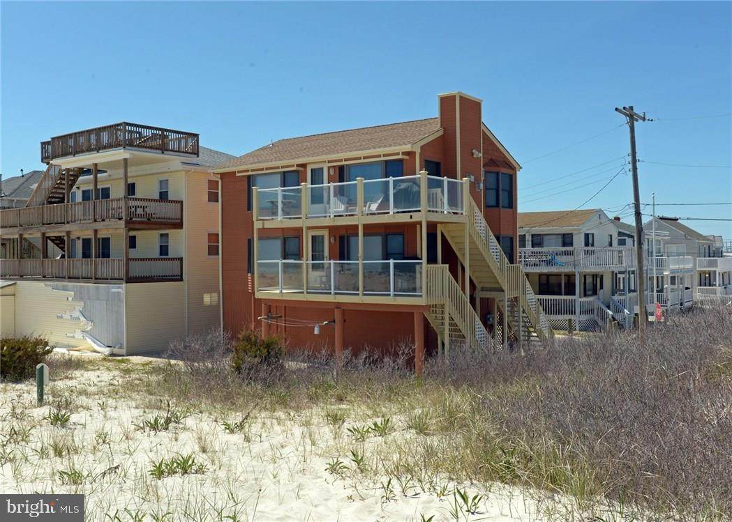 701 Ocean Avenue - Photo 1