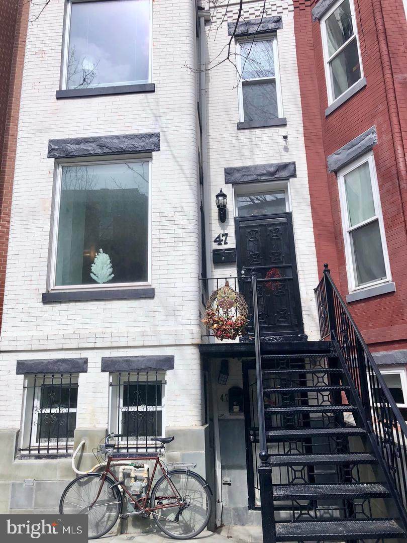 47 QUINCY Place - Photo 1