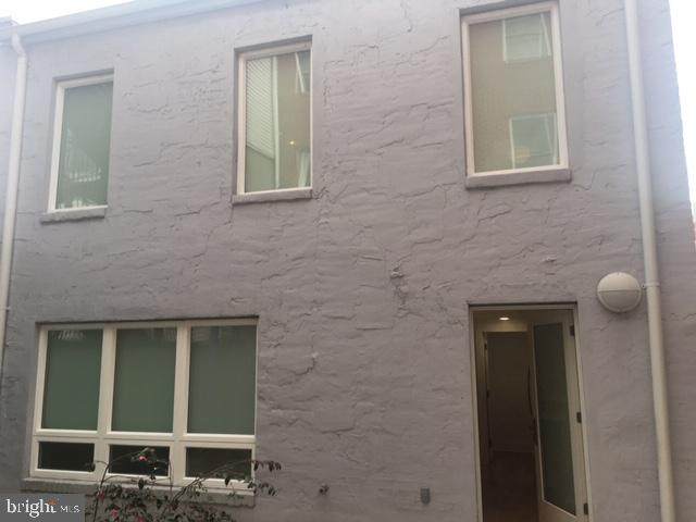 610 M Street - Photo 1