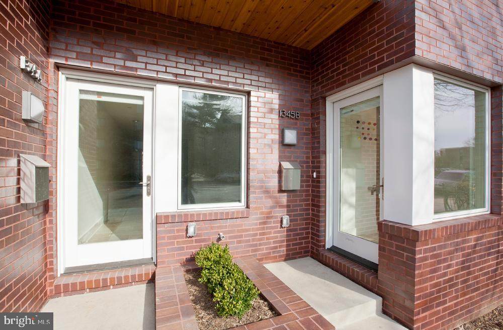 1343 6TH Street - Photo 1