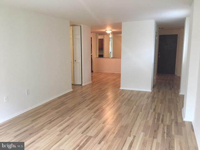 1420 Locust Street - Photo 1