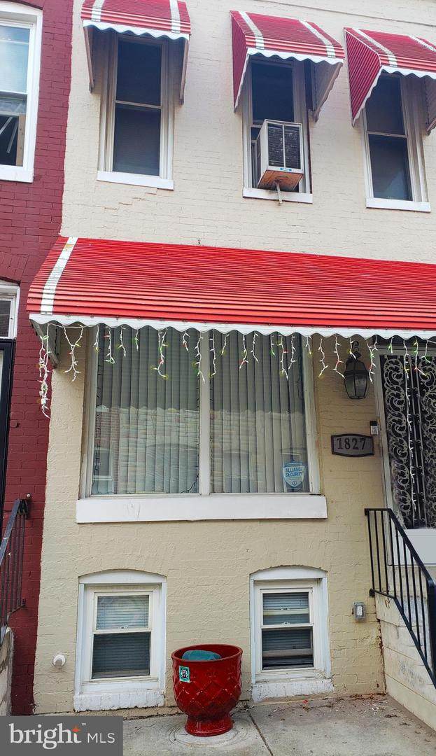 1827 Fairmount Avenue - Photo 1