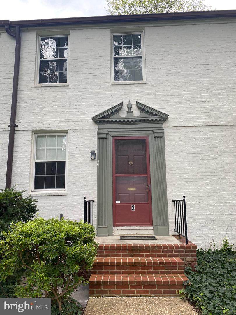 5203 Falls Road - Photo 1
