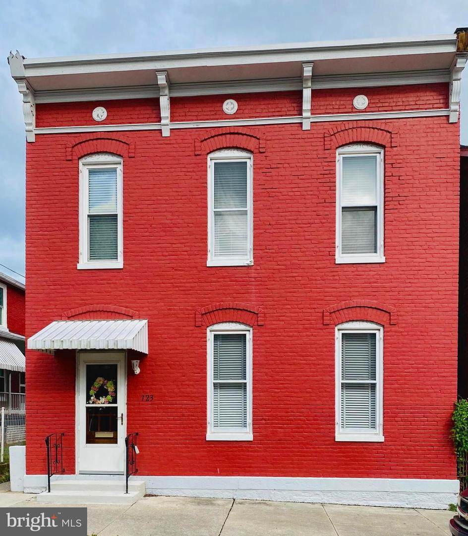 123 Hanover Street - Photo 1
