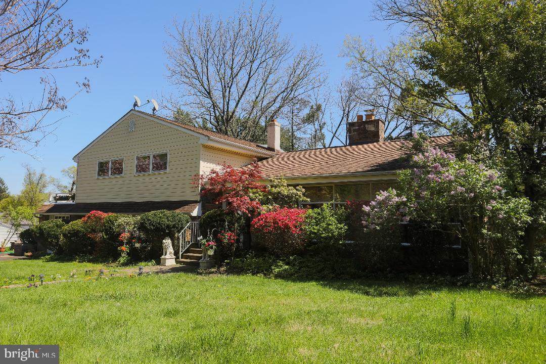 1104 Greenwood Avenue - Photo 1