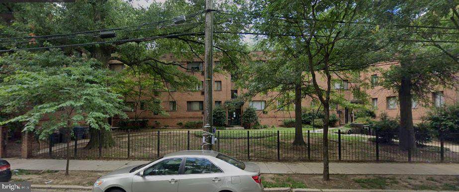 4729 1ST Street - Photo 1